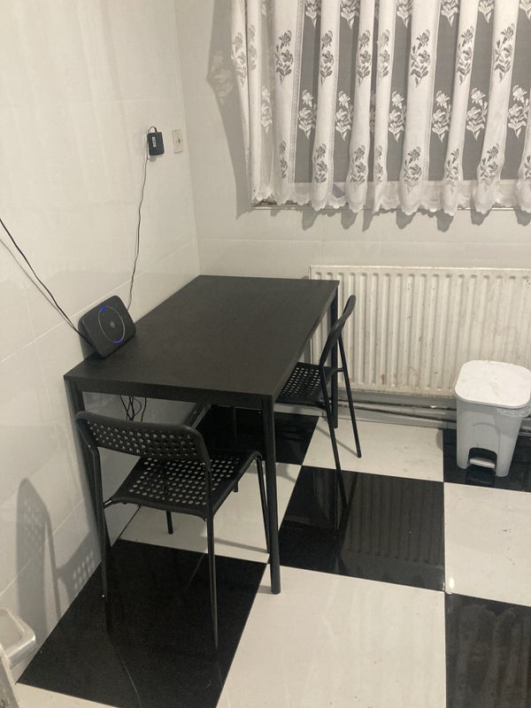 Room Willis Street in Greater London