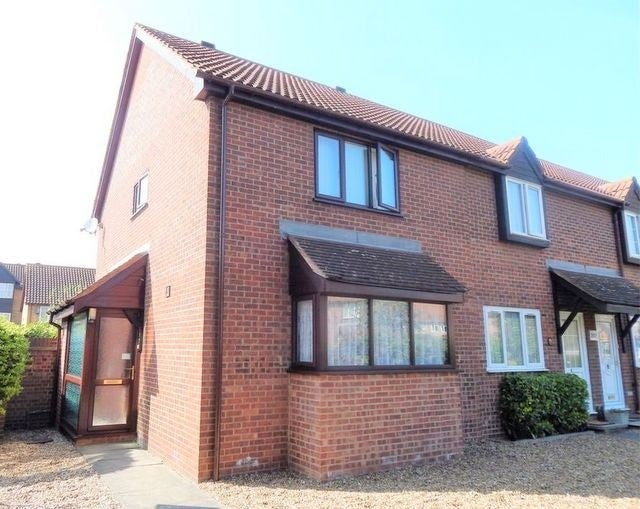 House Knights Manor Way in Dartford