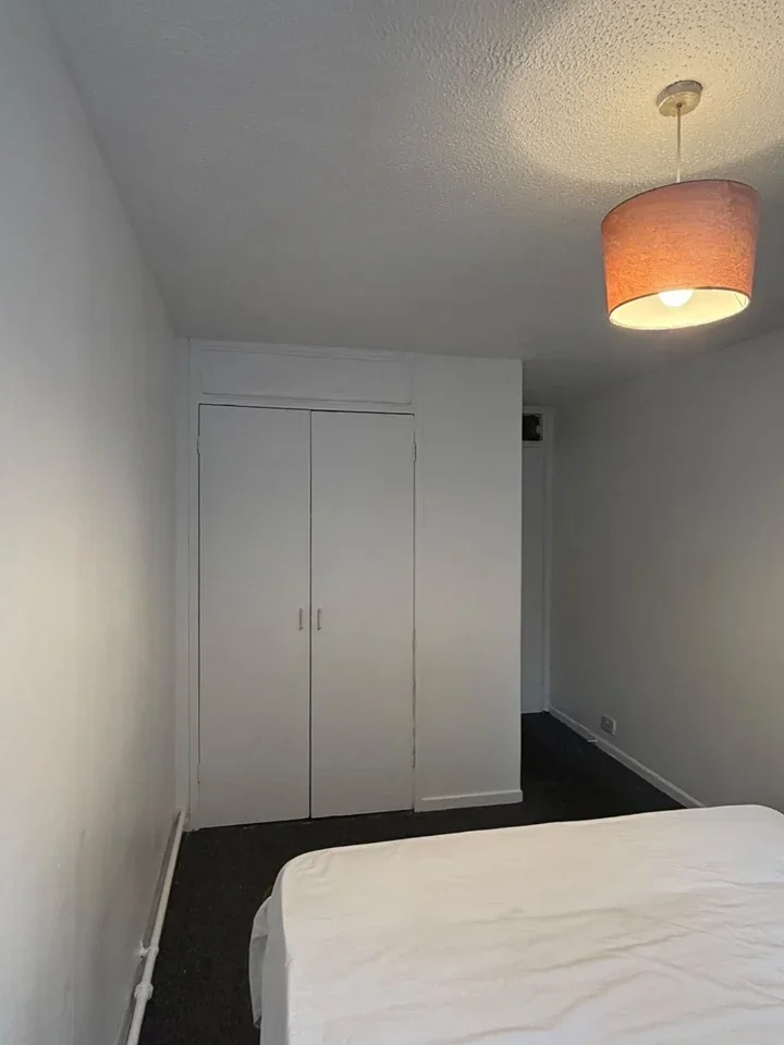 Room Datchelor Place in Greater London
