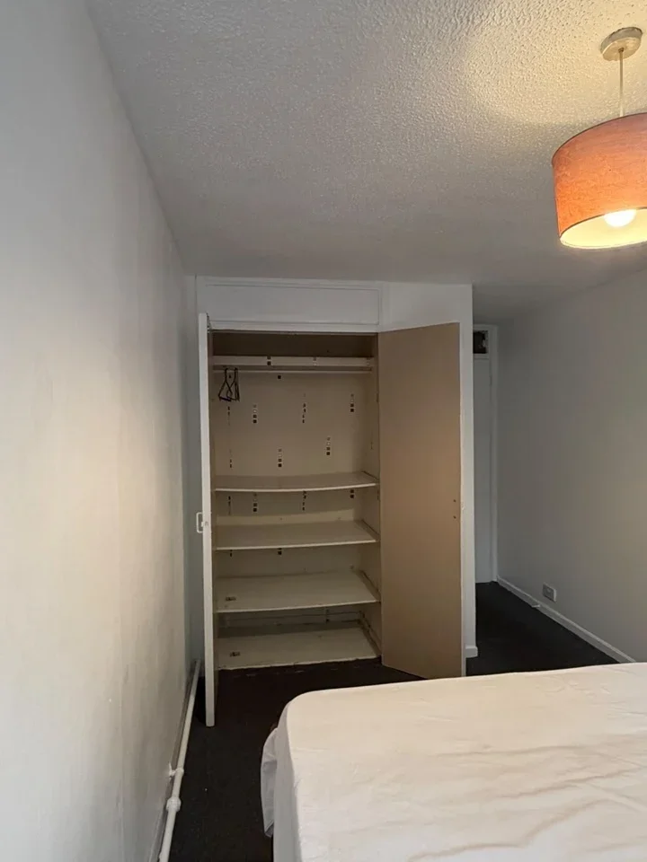 Room Datchelor Place in Greater London