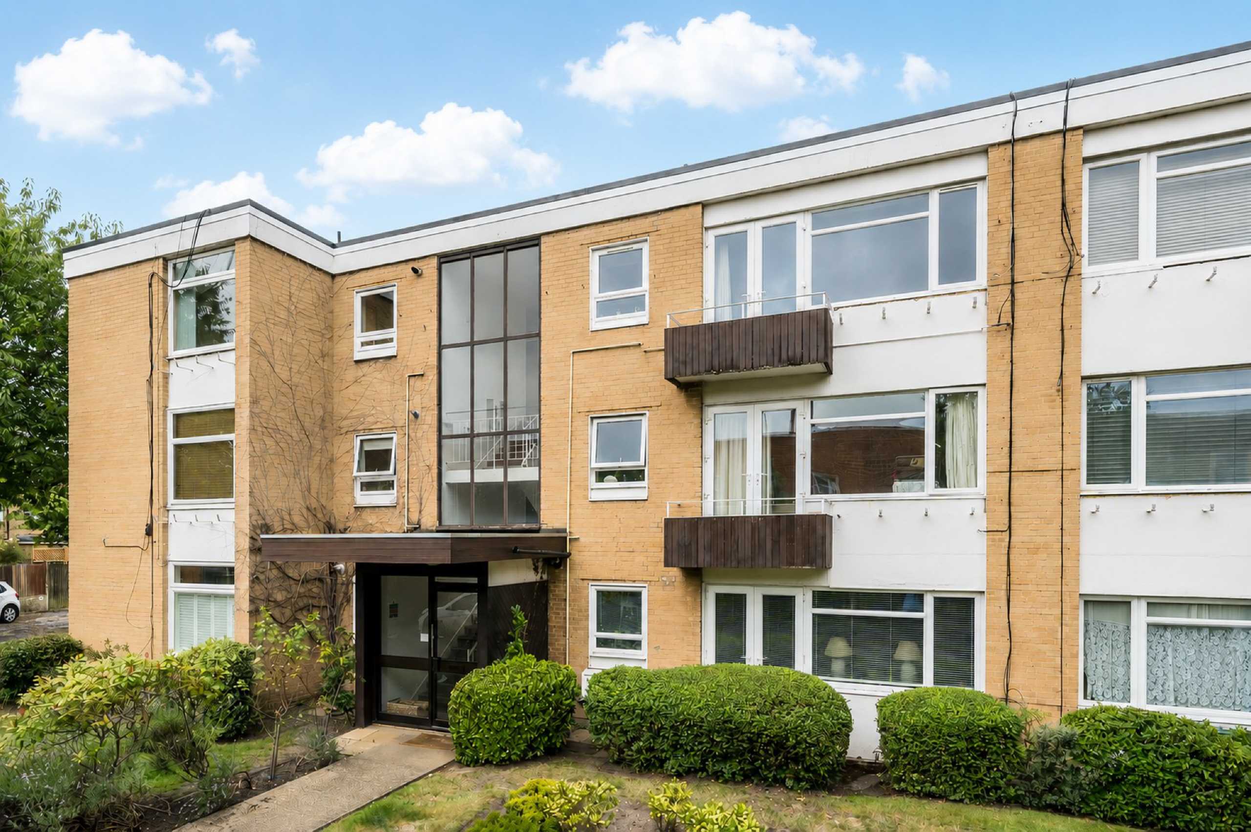 Flat The Grange in Greater London