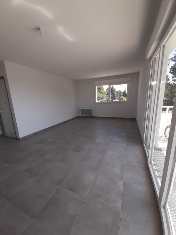 Appartement Route d'Avignon à Nîmes