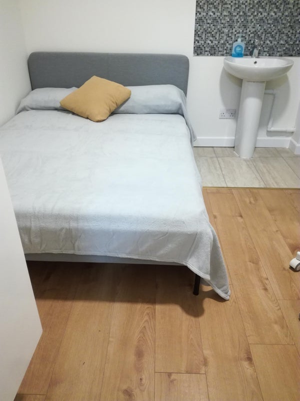 Room Burrell Road in Ipswich