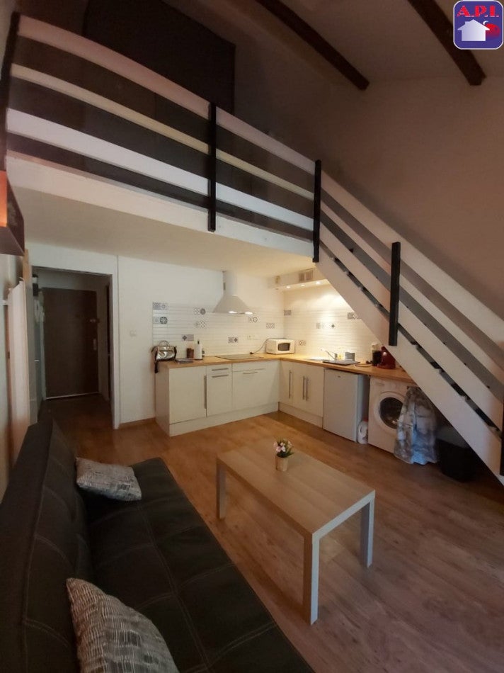 Flat Route d'Espagne in Savignac-les-Ormeaux
