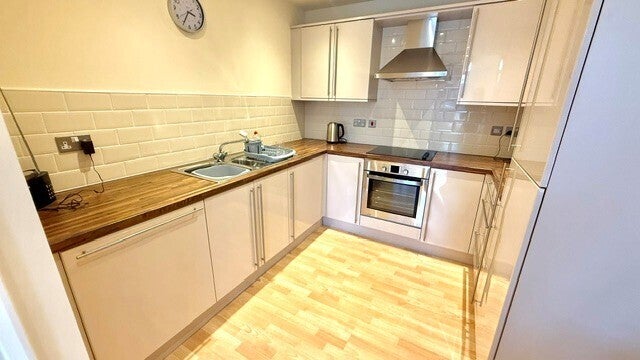 Flat Albert Road in Sheffield