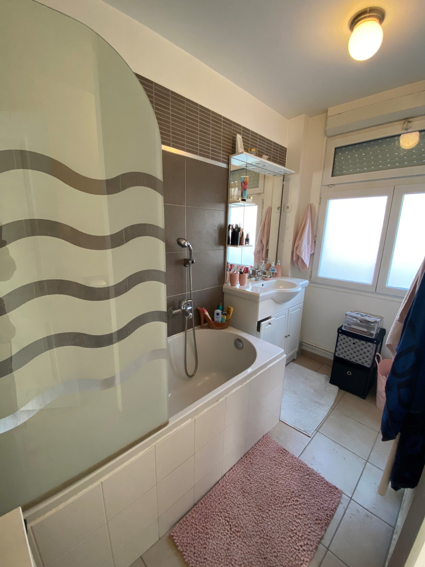 Appartement Autoroute du Nord à Thiers-sur-Thève