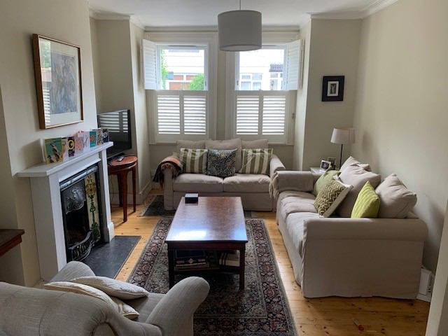 Room Robinson Road in Greater London