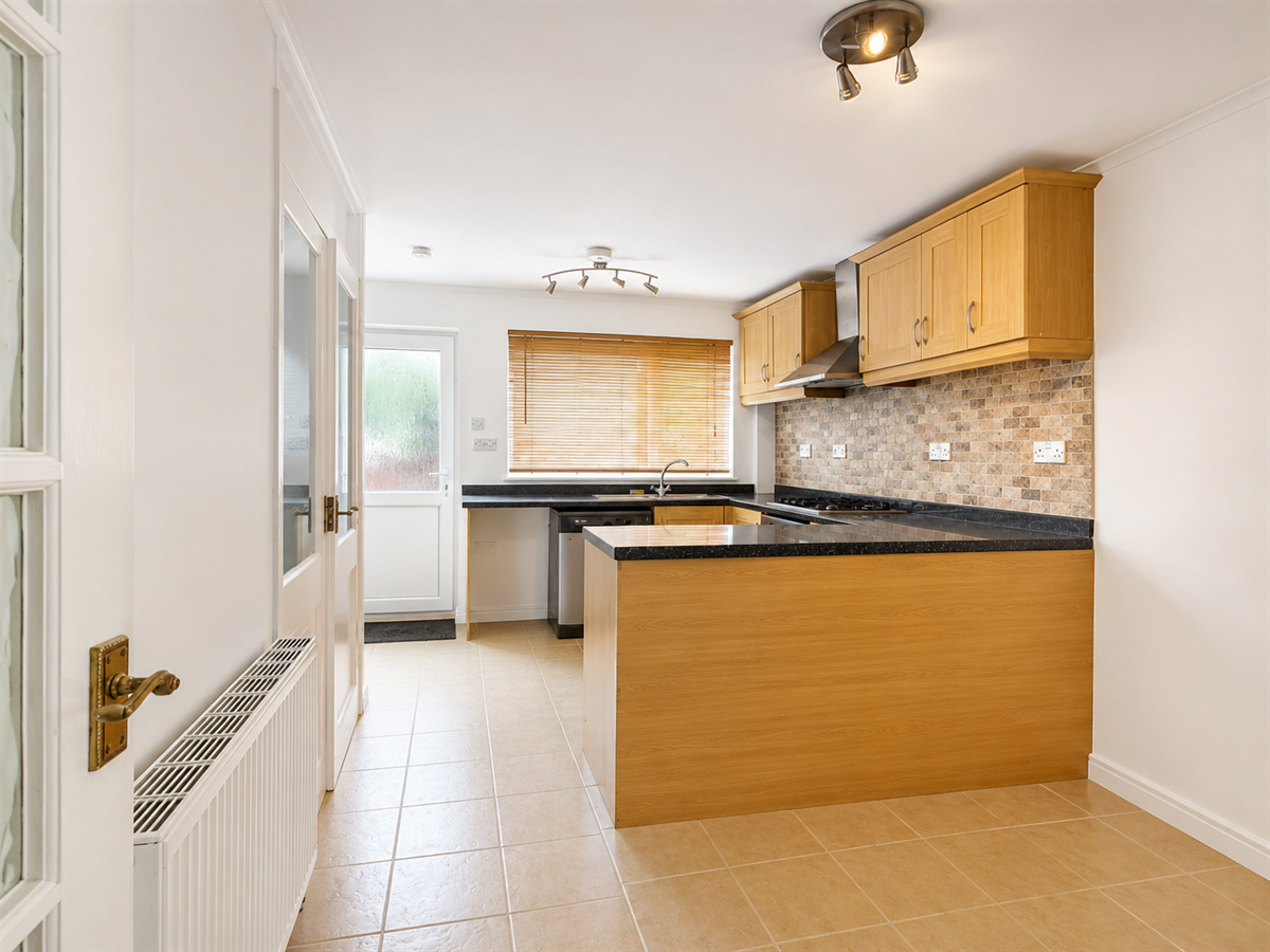 House Cornwallis Close in Bromham