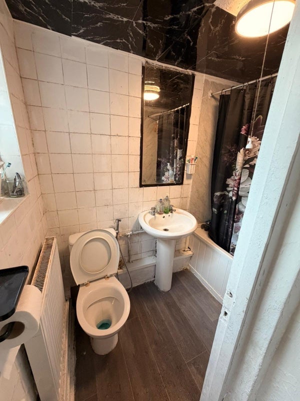 Room Barford Road in Birmingham