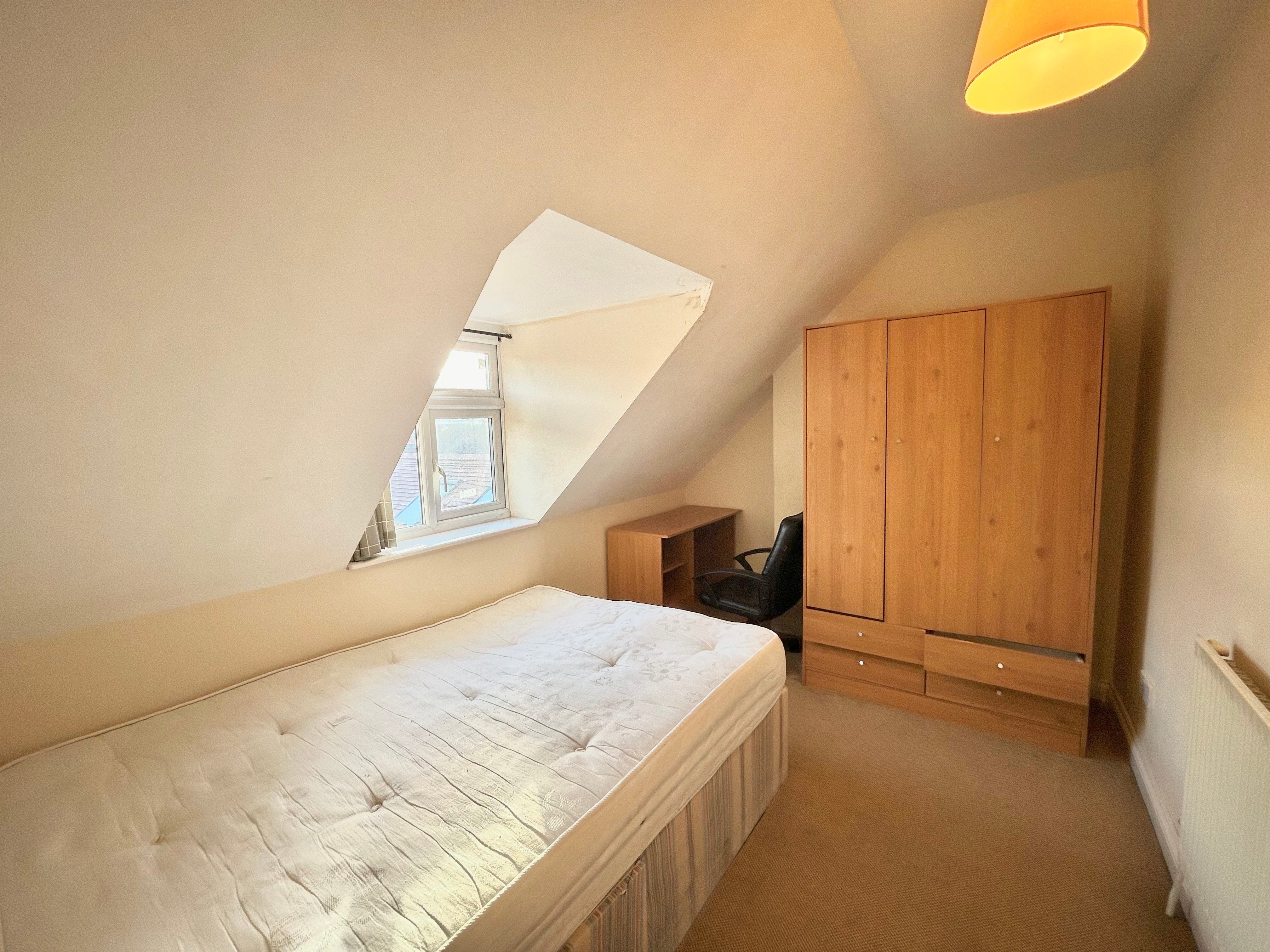 Flat Cowley Road in Oxford