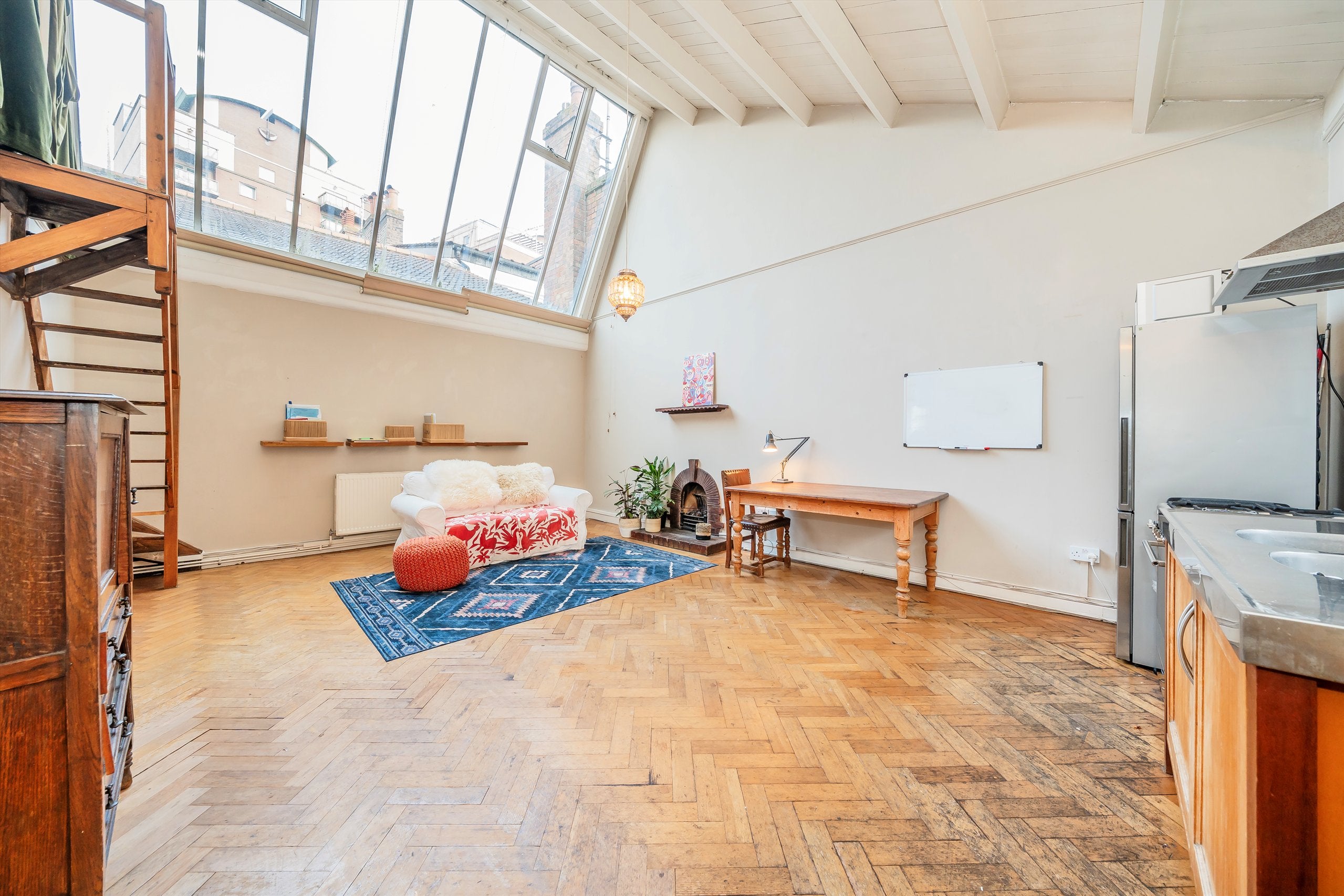 Flat Fulham Road in Greater London