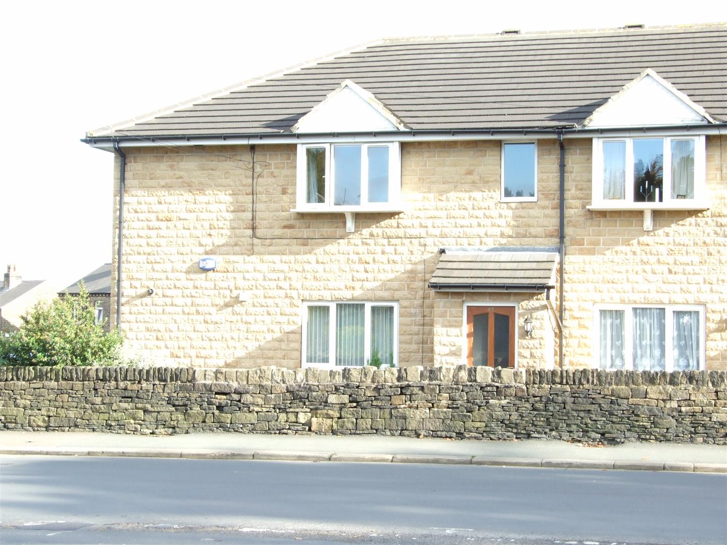 Flat Cadogan Avenue in Kirklees