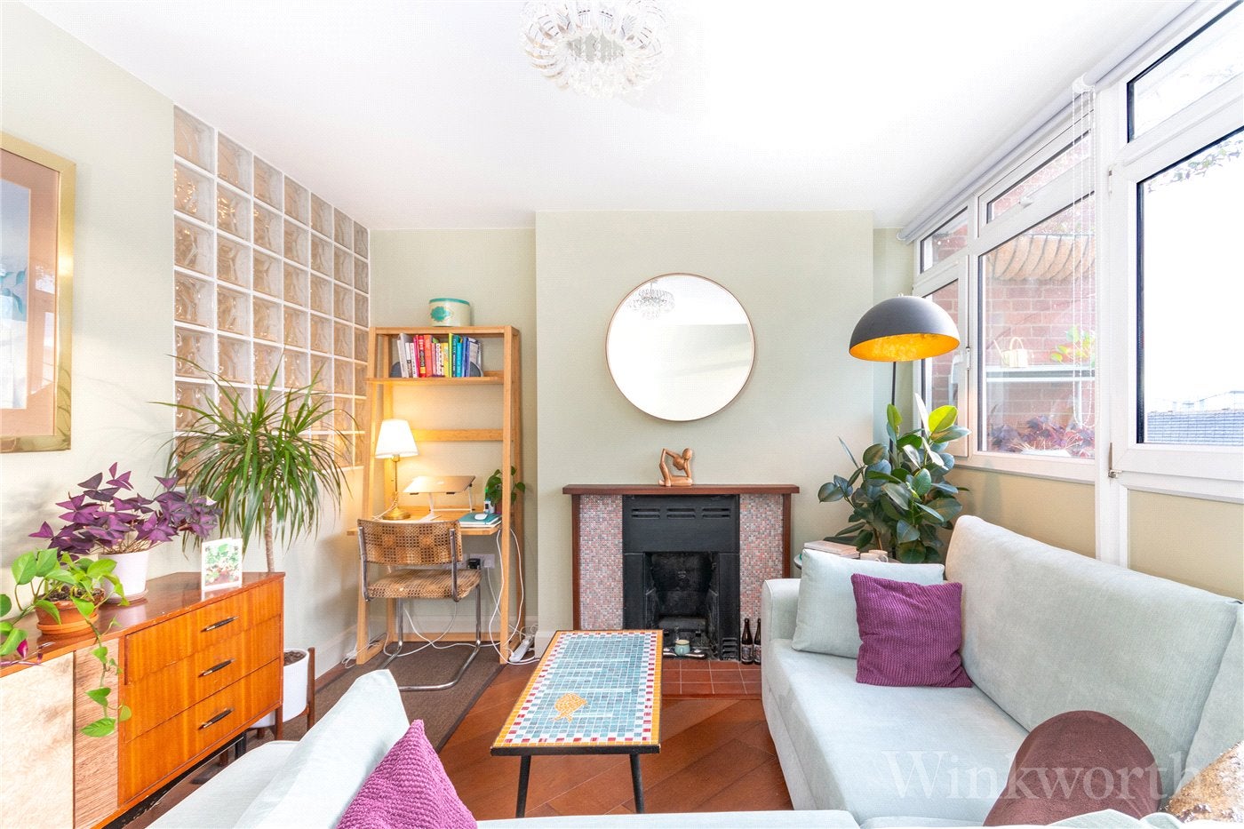 Flat Glengall Road in Greater London