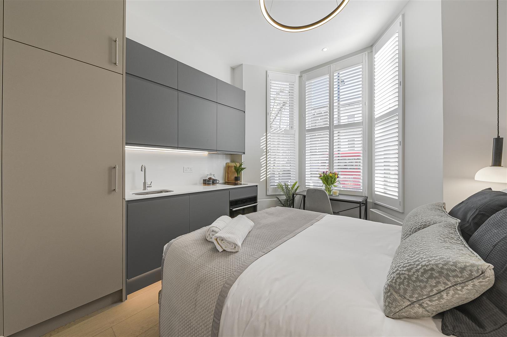 Flat Shirland Road in City of Westminster