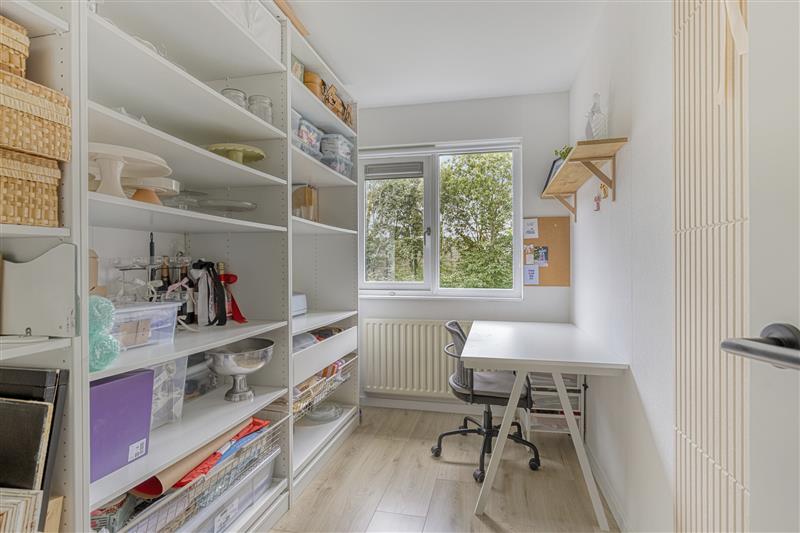 Tussenwoning te koop: Anna Pavlovastraat 34, Almere