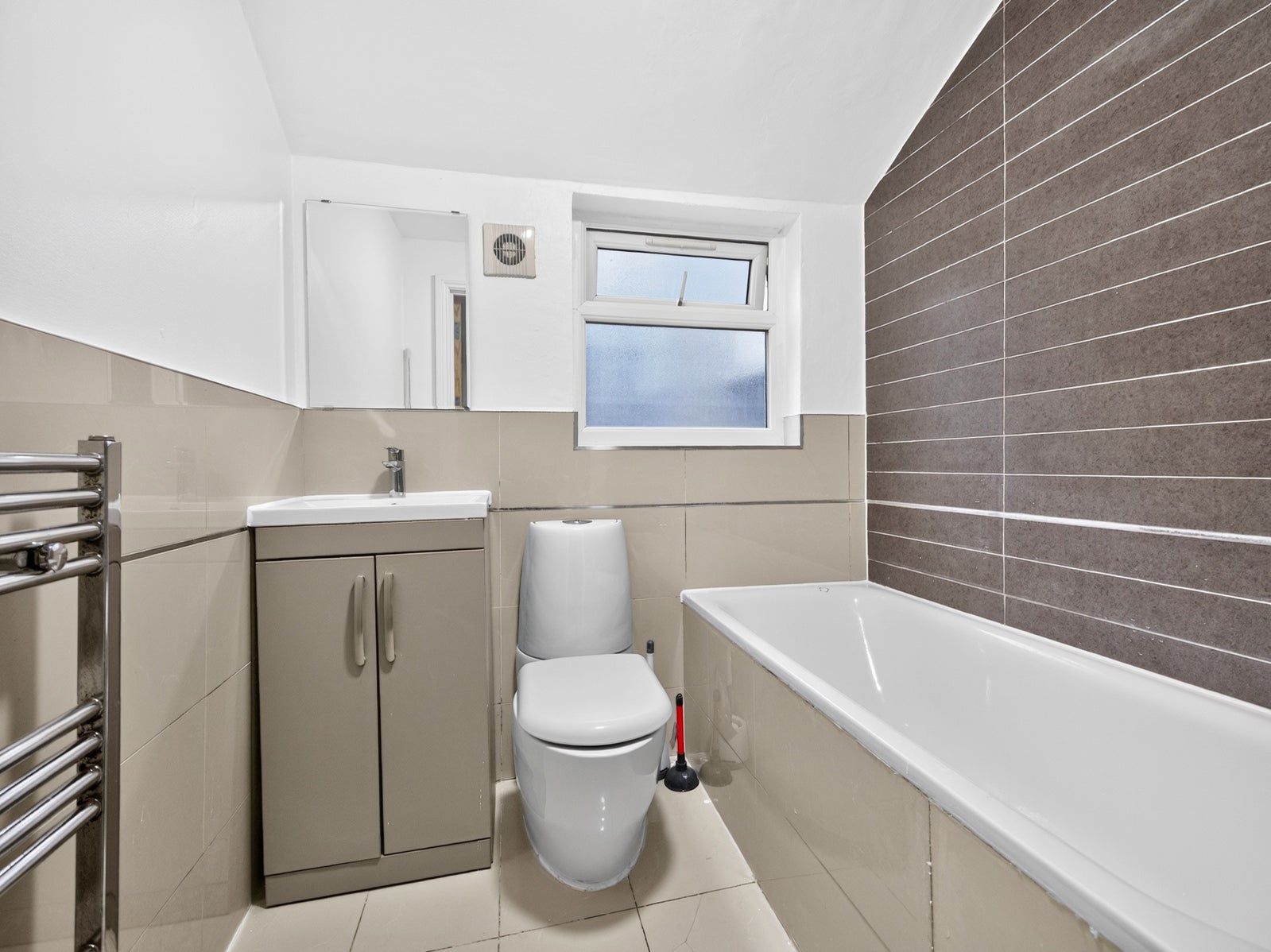 House Swaton Road in Greater London