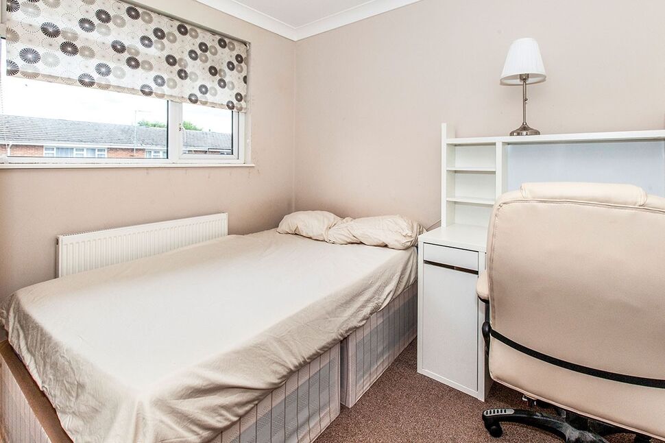 Flat Hazel Close in Borough of Runnymede