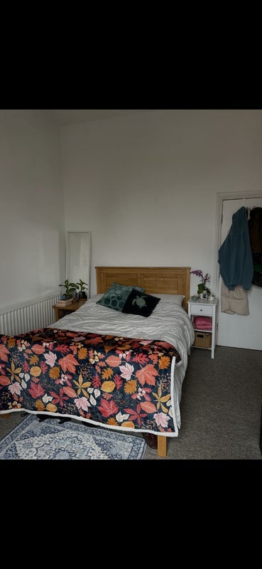 Room Harcourt Road in Bristol