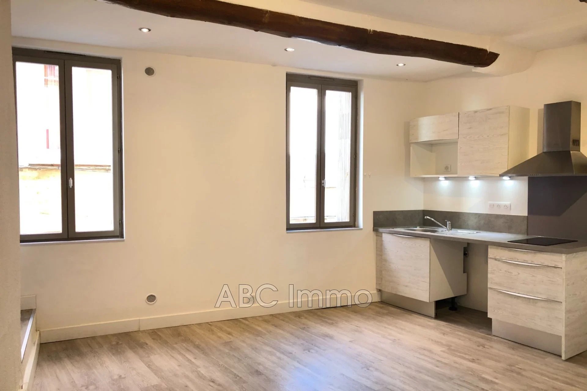 Flat Rue Irma Moreau in Aix-en-Provence