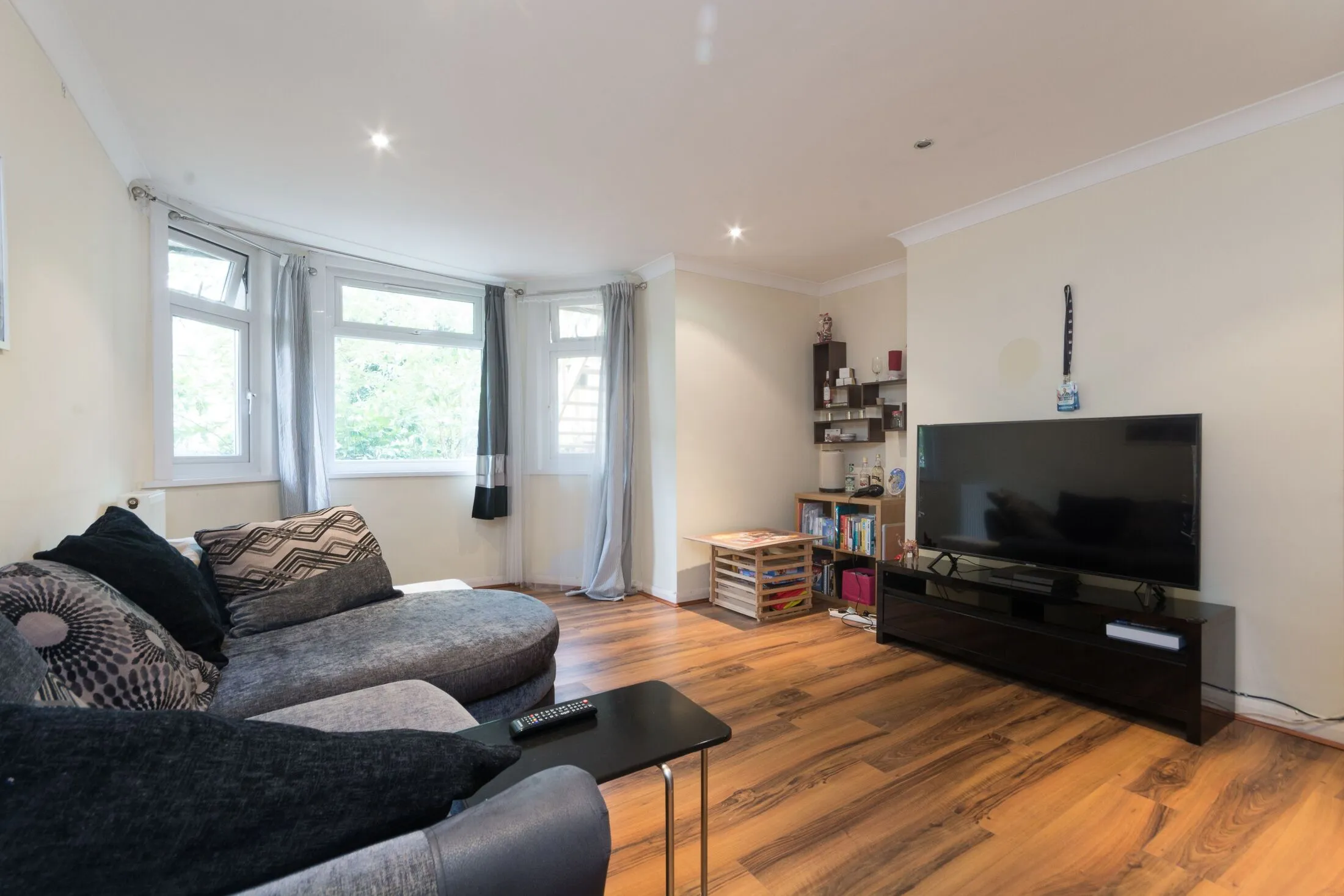 Flat Argyle Road in Greater London