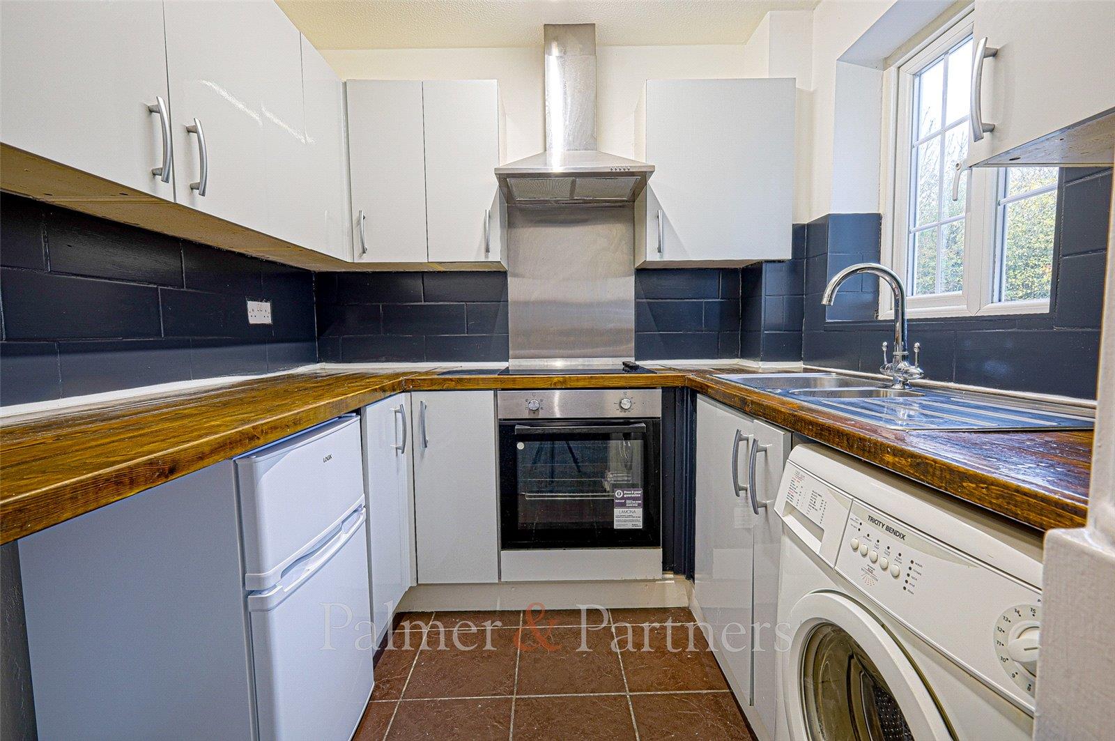 House Rookwood Close in Clacton-on-Sea