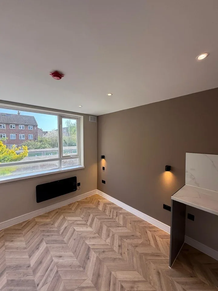 Flat Blackwell Close in Greater London