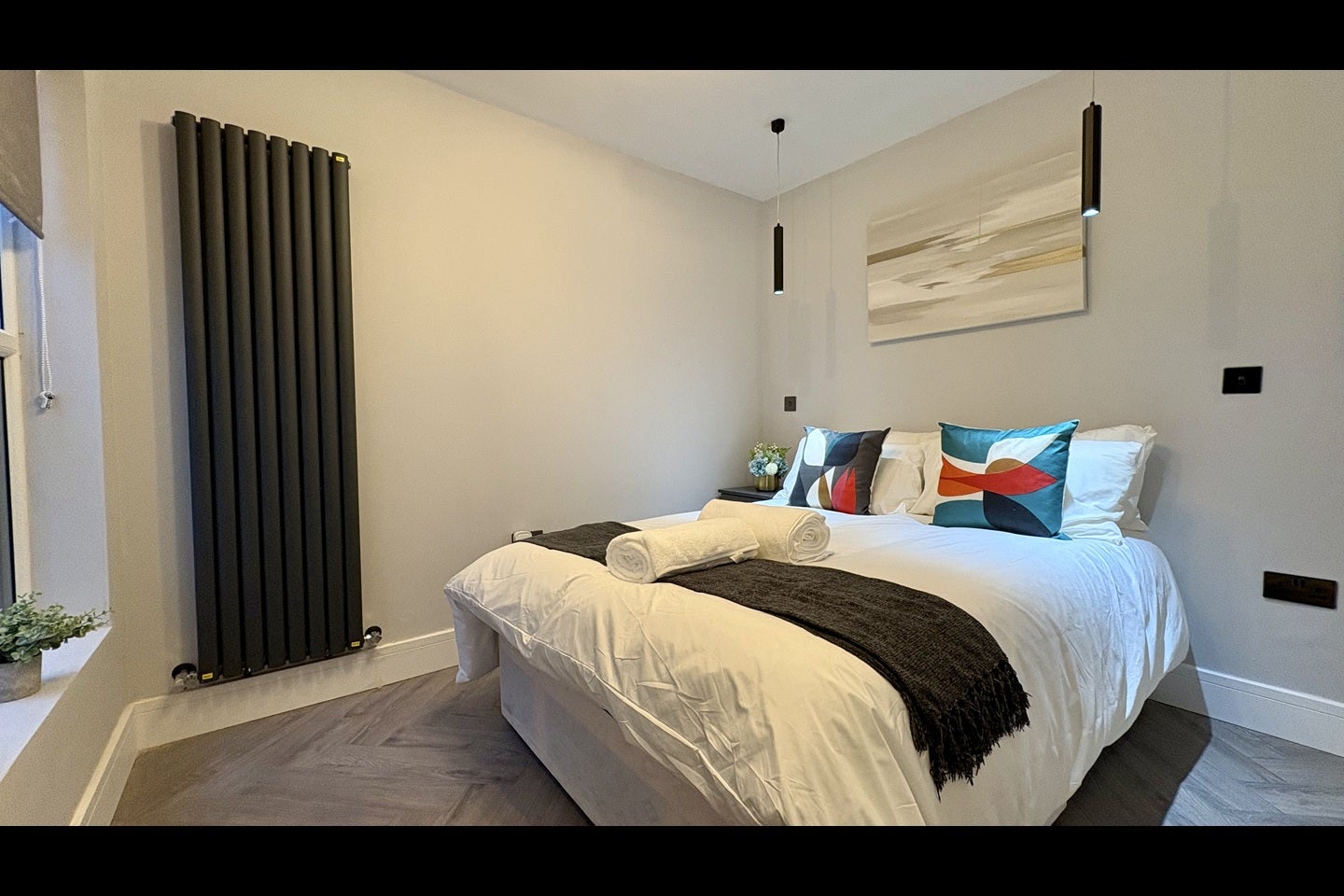 Flat Upper Richmond Road West in Greater London