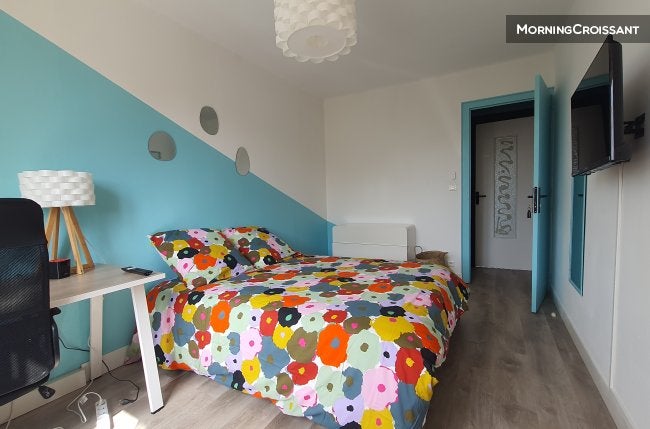 Room Rue de la Galarnière in Rezé