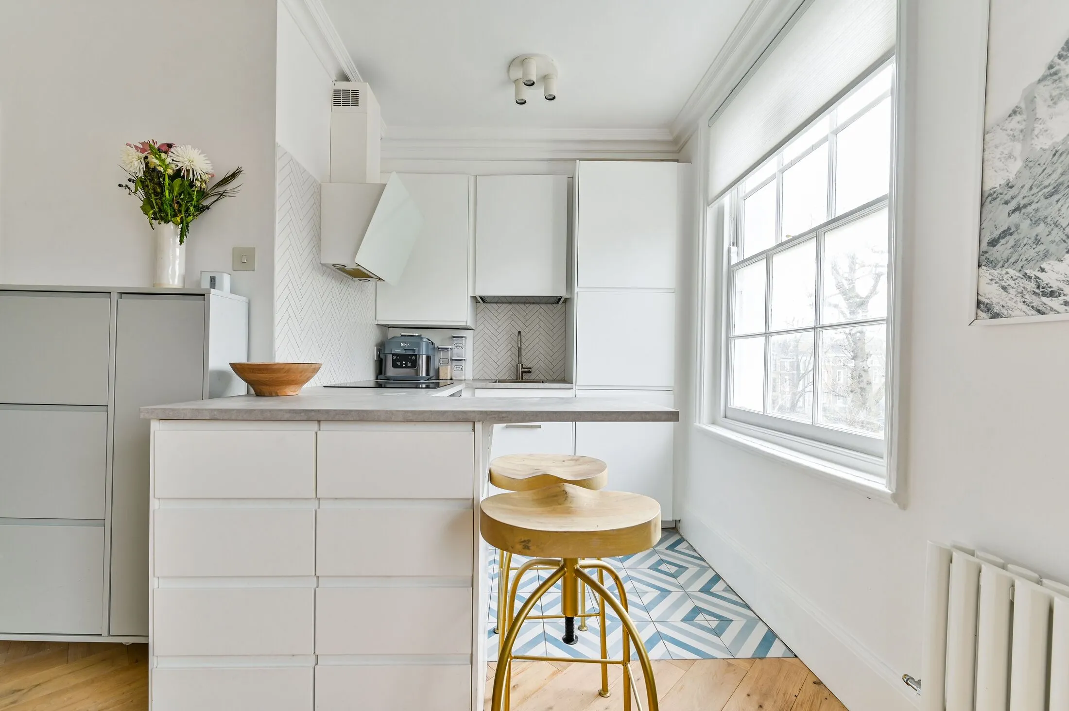 Flat Gloucester Crescent in Greater London