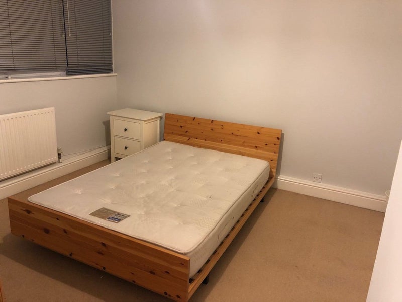Room Ebbisham Drive in Greater London