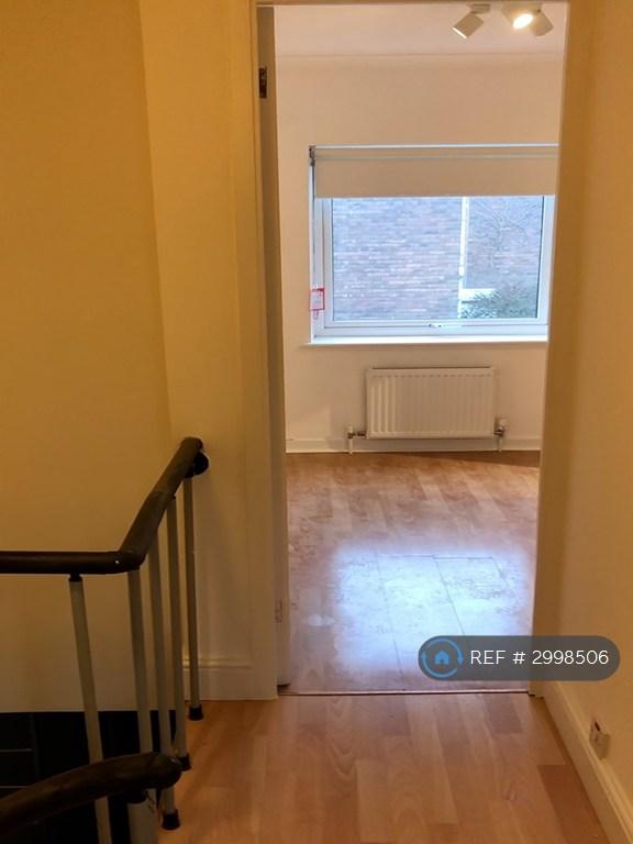 House Lovell Place in Greater London