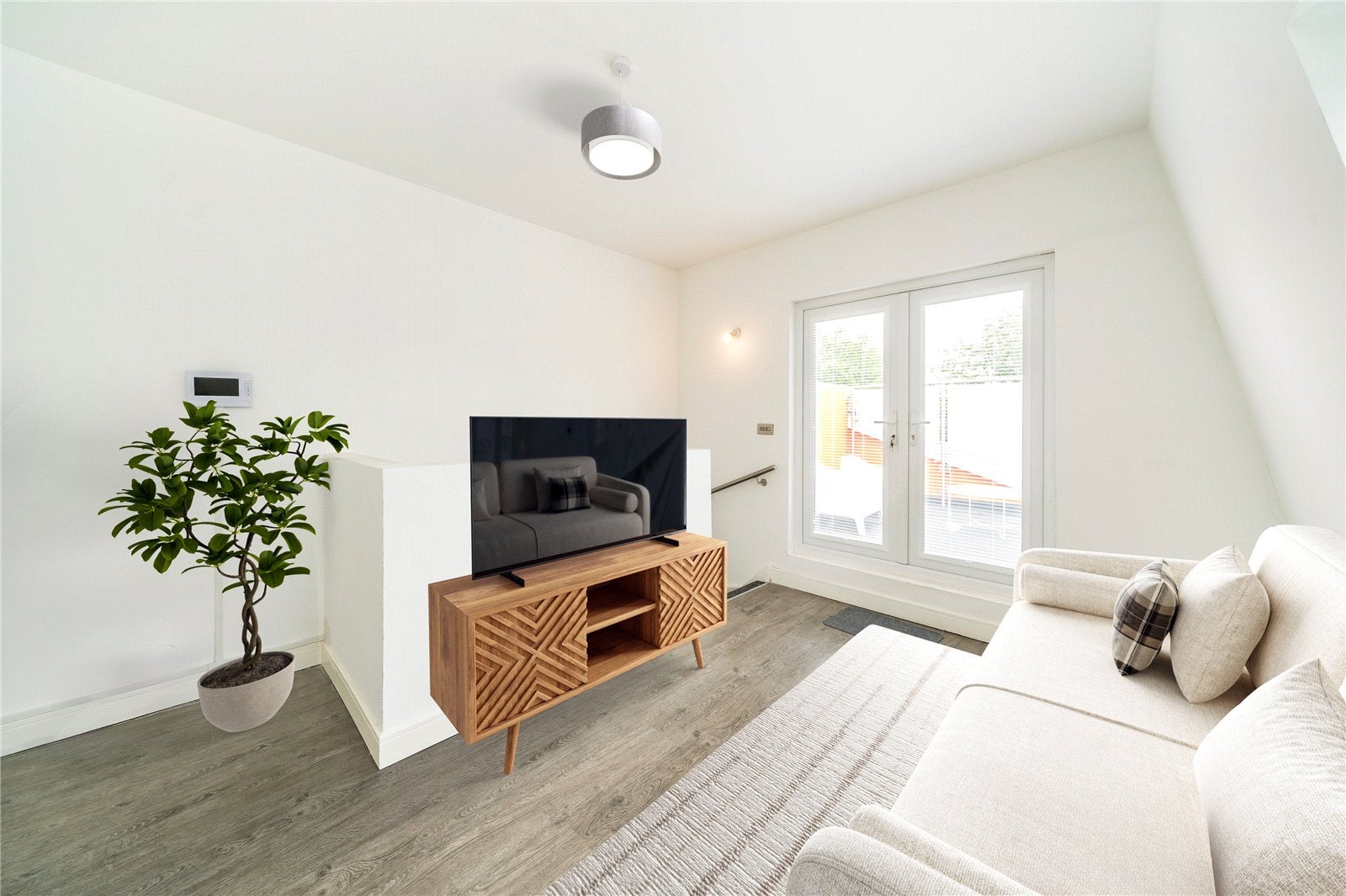 Flat Southcroft Road in Greater London