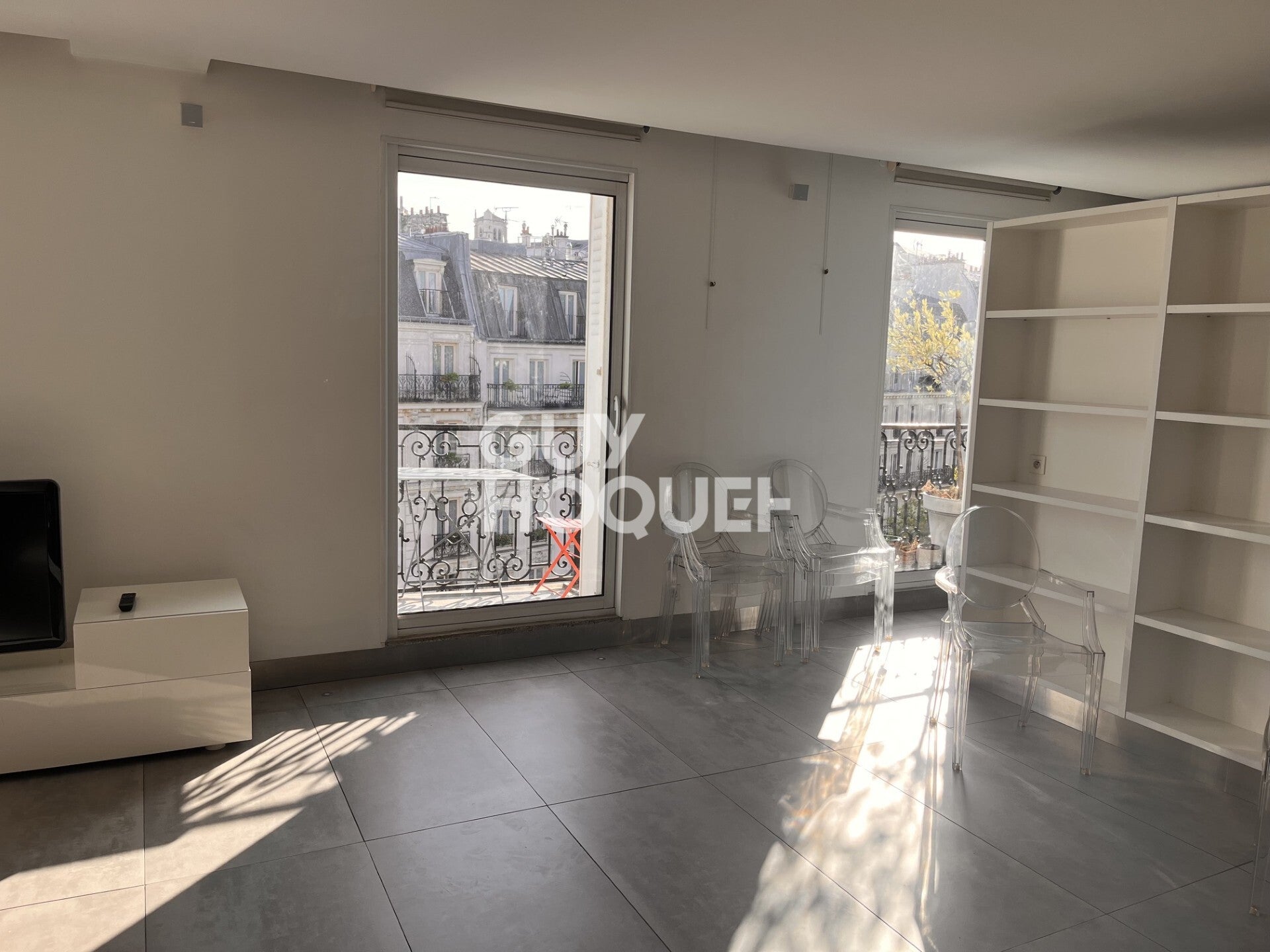 Flat Rue des Fossés Saint-Bernard in Paris