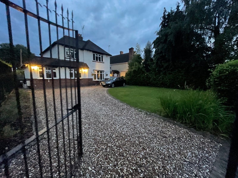 Room Hob Lane in Metropolitan Borough of Solihull