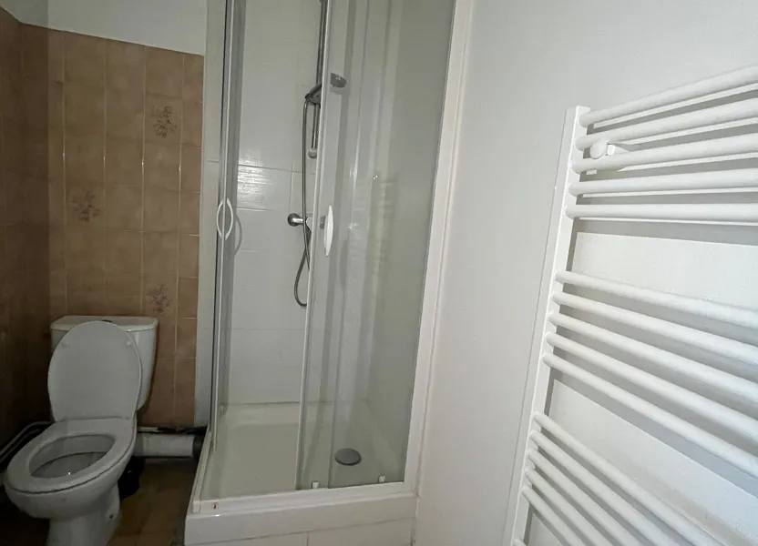 Flat Rue du Docteur Moussaud in Cuise-la-Motte