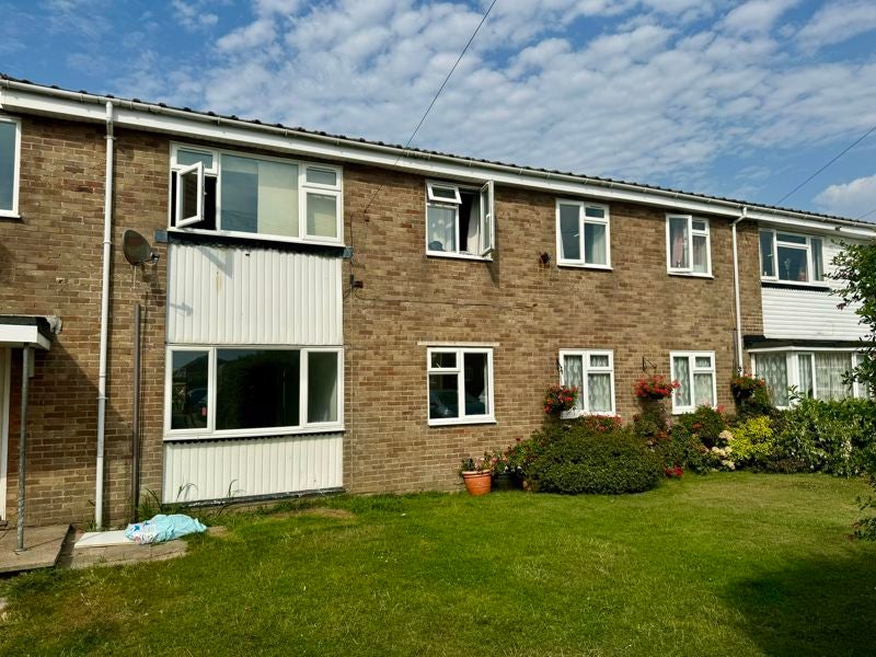 Flat Winsor Close in Hayling Island