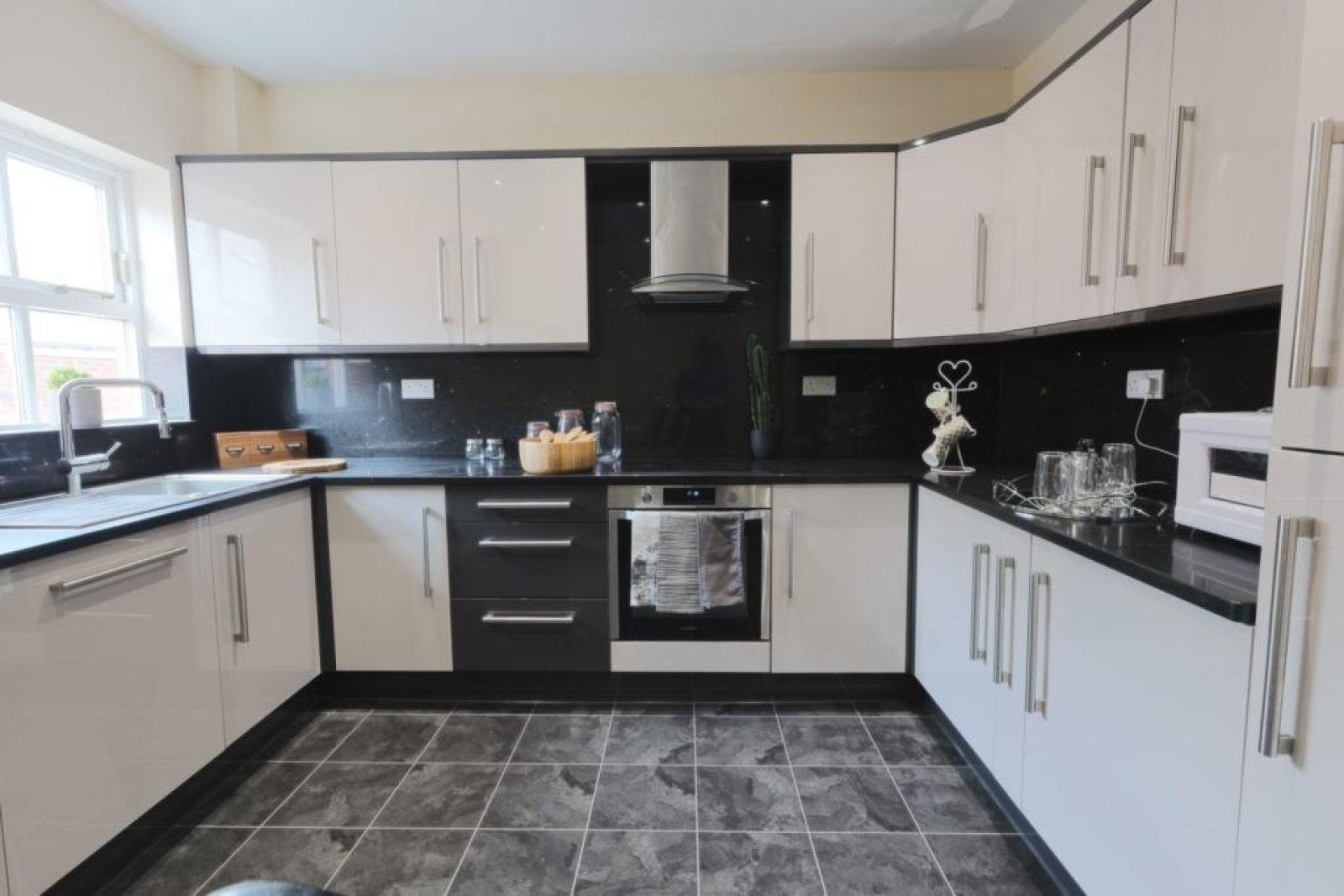 Flat Gell Street in Sheffield