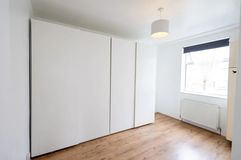 Flat Dewsbury Road in Leeds