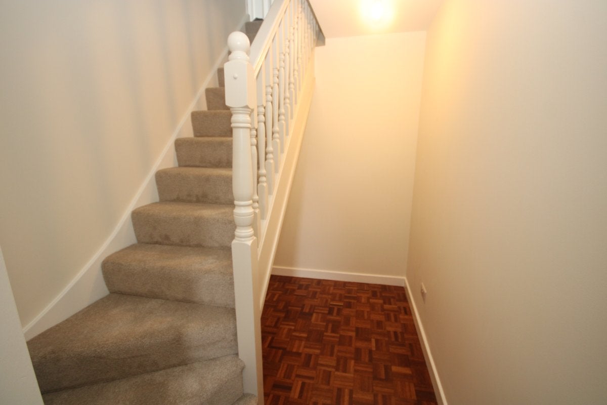Flat Hawarden Road in Penyffordd