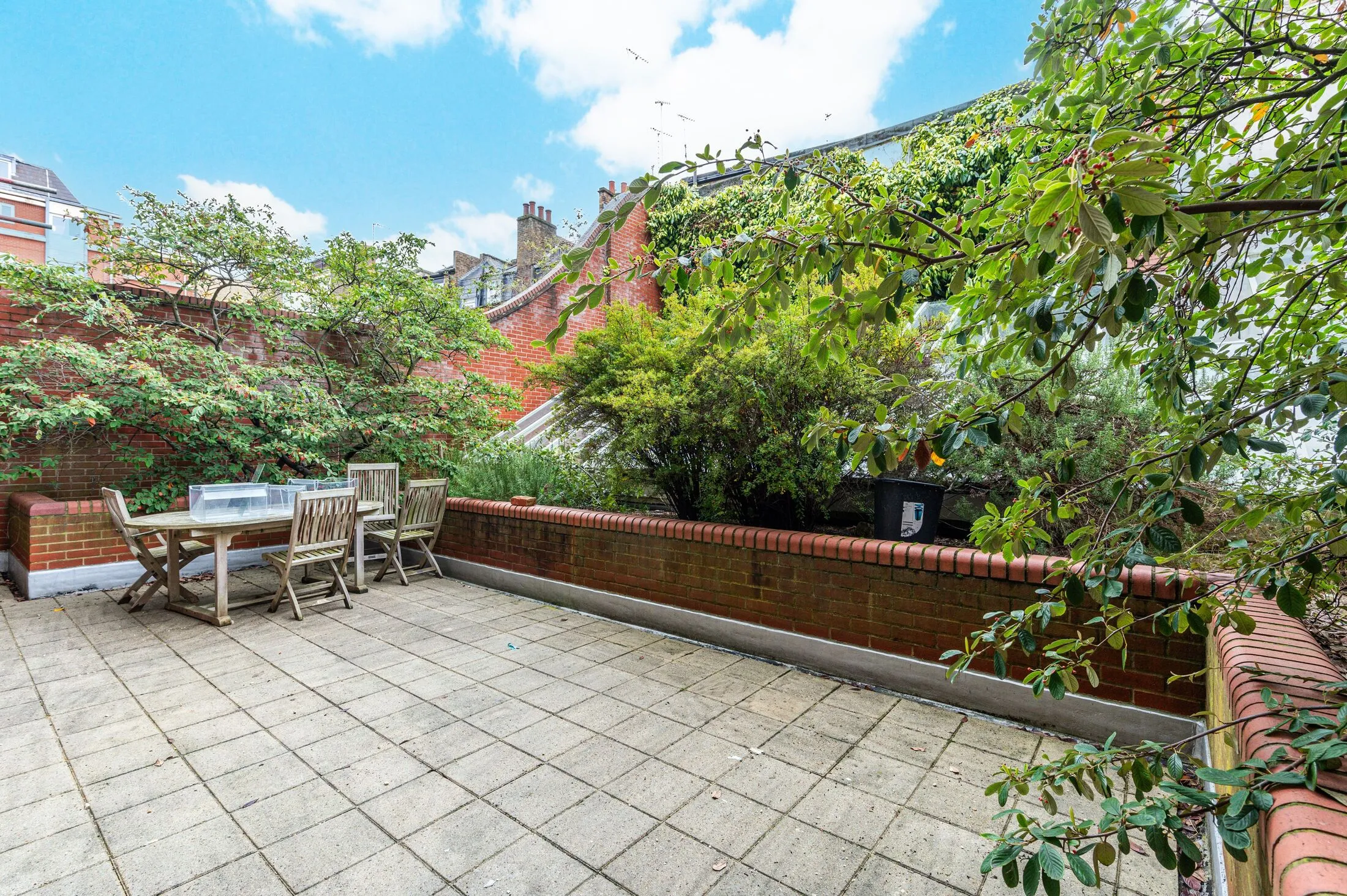 Flat Maunsel Street in City of Westminster