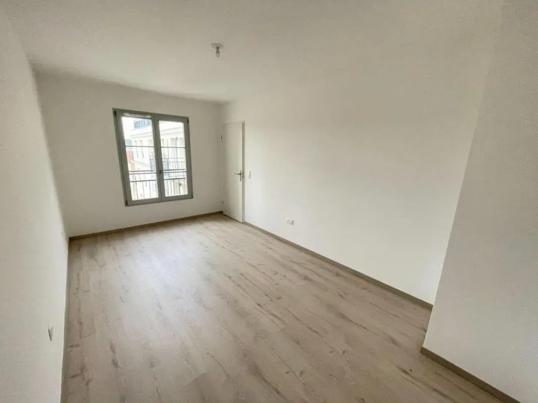 Flat Rue de l'Estacade in Compiègne