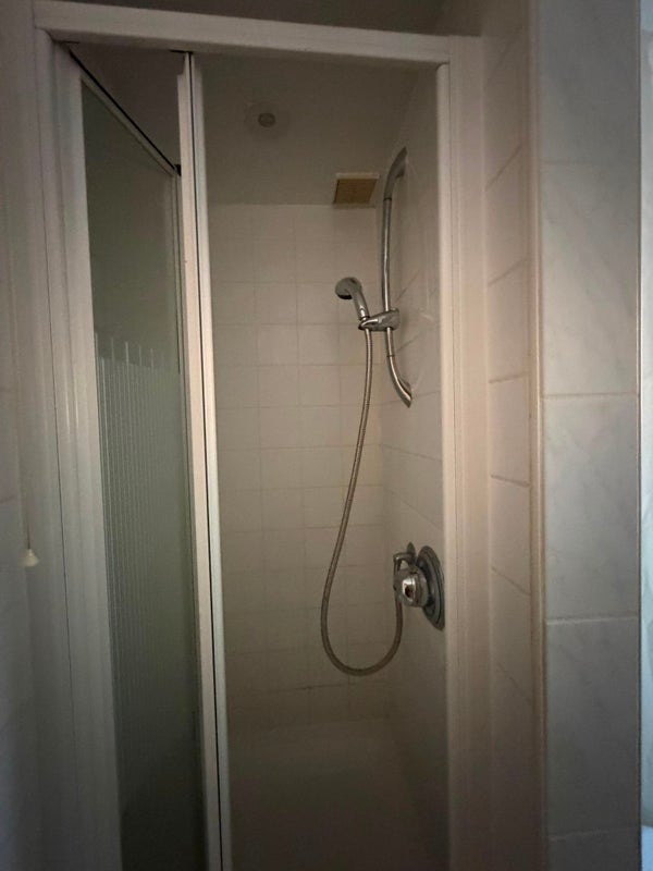 Room Whitnell Way in Greater London