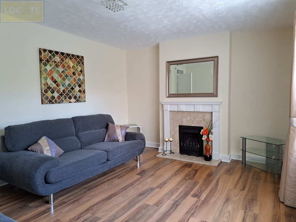 Flat Padbury Close in Trafford