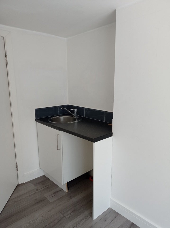 Flat Springhead Road in Gravesham
