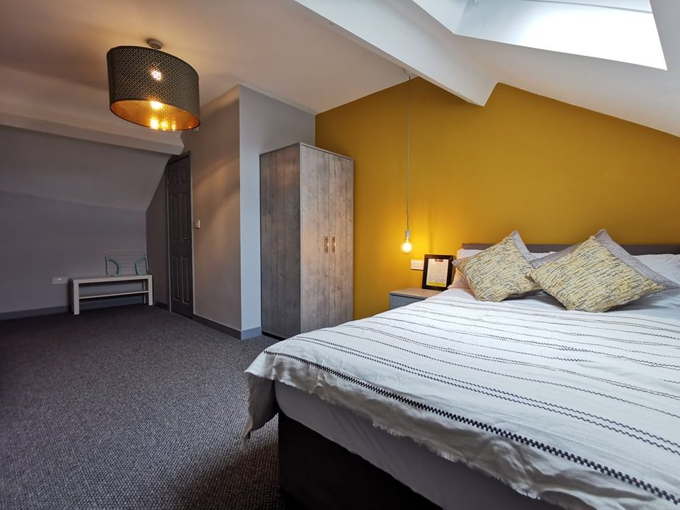 Room Smawthorne Lane in Wakefield