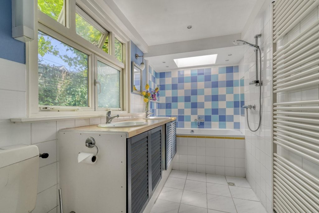 Tussenwoning te koop: Rietveld 131, Delft