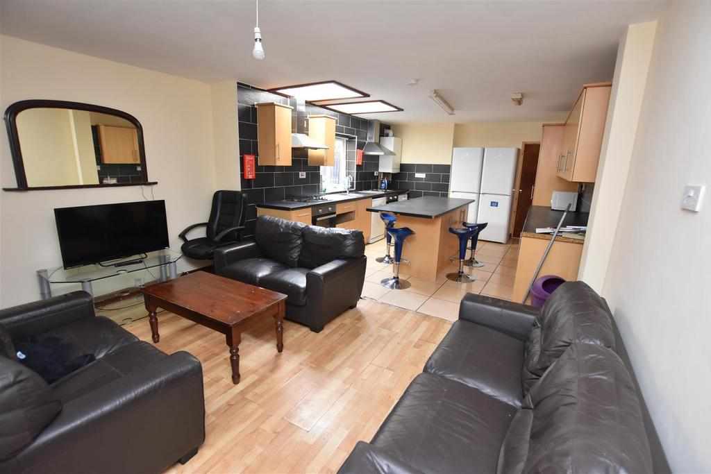 Flat Umberslade Road in Birmingham