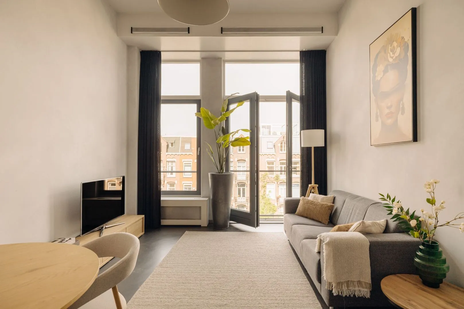 Appartement Van Oldenbarneveldtstraat 54 V in Amsterdam