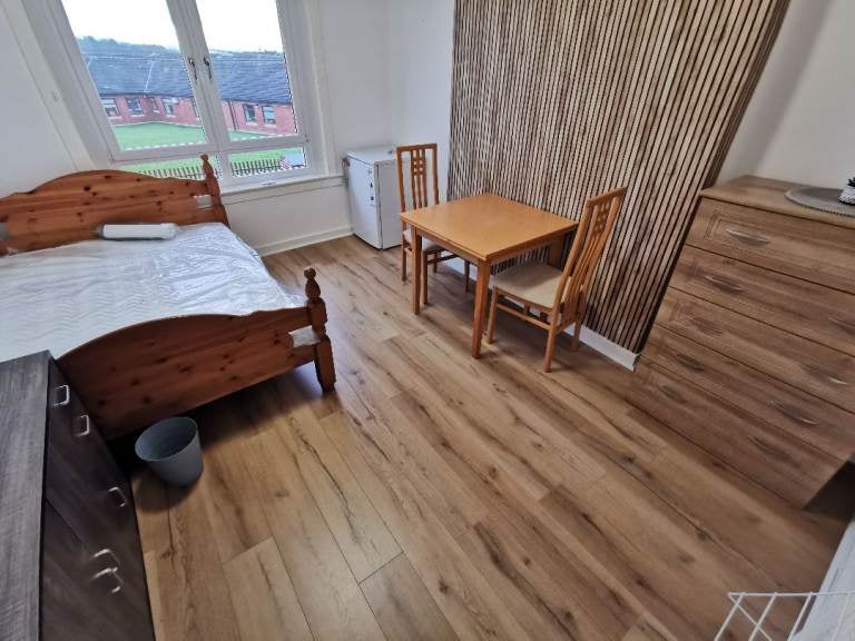 Flat Inverleith Street in Glasgow