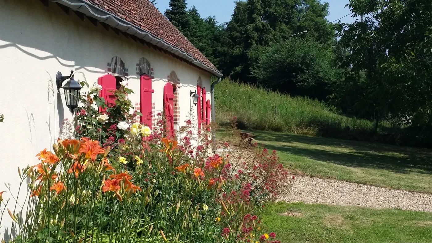House Rue du 25 Septembre 1793 in Challuy